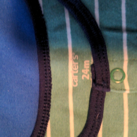 Carter's Romper 24 month - Picture 3 of 3